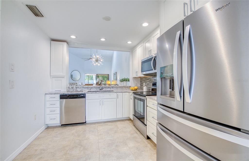 For Sale: $565,000 (2 beds, 2 baths, 1440 Square Feet)