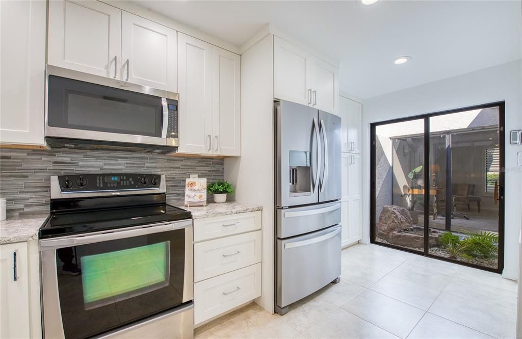 For Sale: $565,000 (2 beds, 2 baths, 1440 Square Feet)