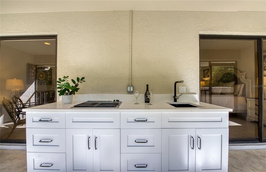 For Sale: $565,000 (2 beds, 2 baths, 1440 Square Feet)