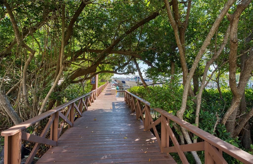 For Sale: $565,000 (2 beds, 2 baths, 1440 Square Feet)