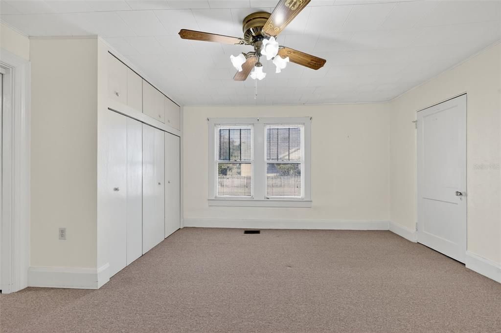 На продажу: $595,000 (3 спален, 1 ванн, 1667 Квадратных фут)