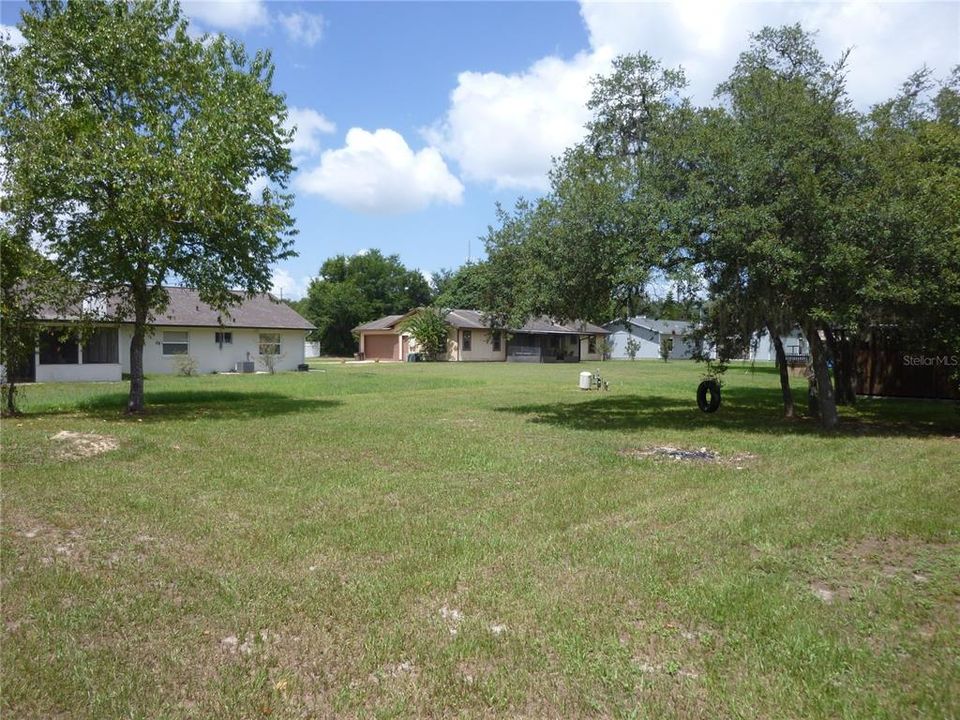 For Rent: $2,300 (3 beds, 2 baths, 1398 Square Feet)