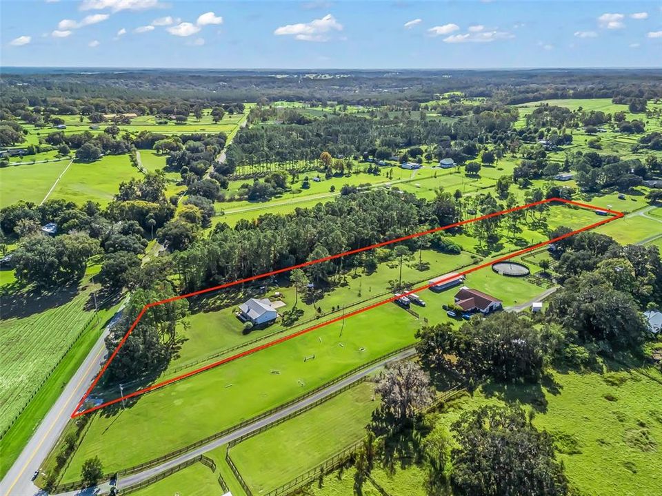 For Sale: $650,000 (3 beds, 2 baths, 1958 Square Feet)