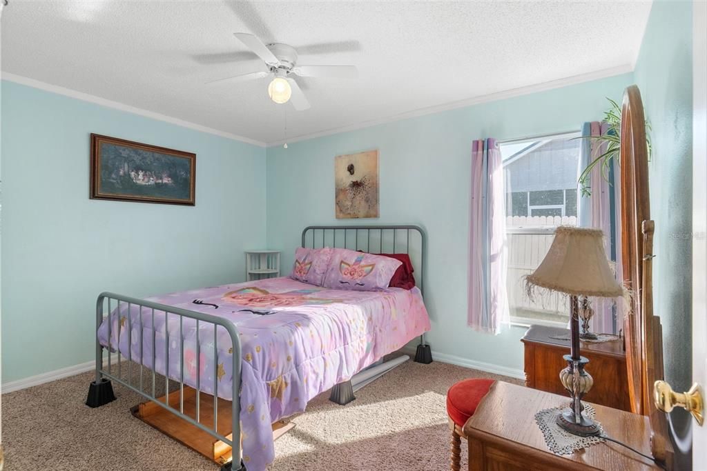 For Sale: $430,000 (4 beds, 2 baths, 1965 Square Feet)