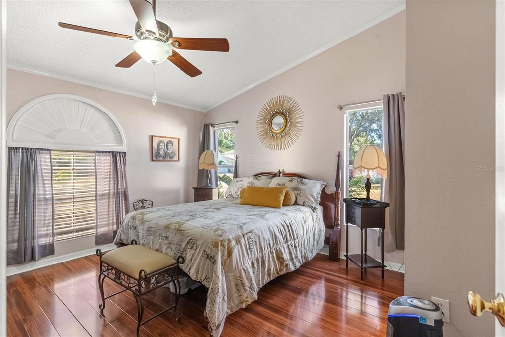 For Sale: $430,000 (4 beds, 2 baths, 1965 Square Feet)