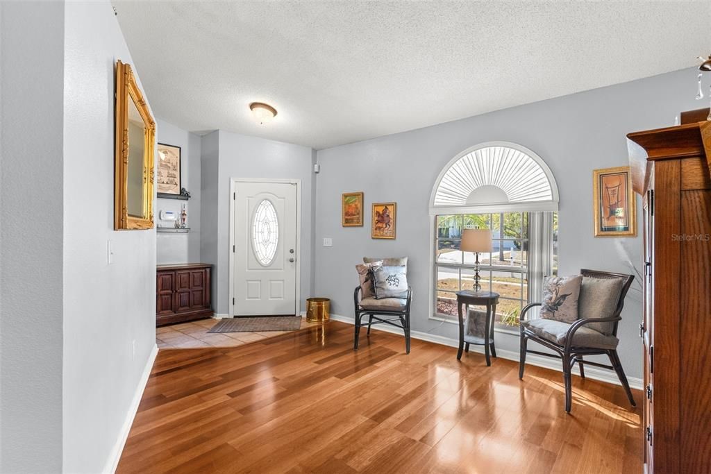 For Sale: $430,000 (4 beds, 2 baths, 1965 Square Feet)