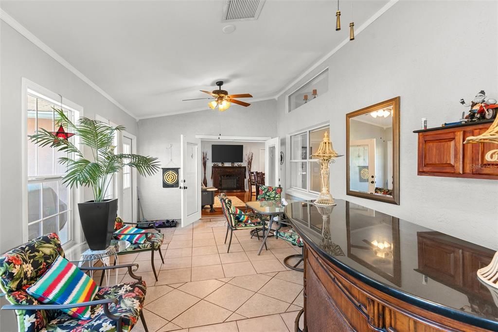 For Sale: $430,000 (4 beds, 2 baths, 1965 Square Feet)