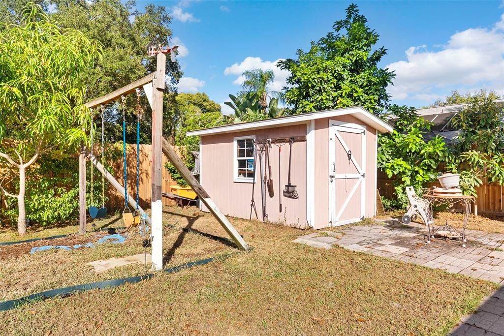 For Sale: $430,000 (4 beds, 2 baths, 1965 Square Feet)