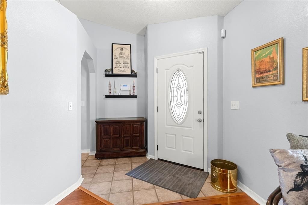 For Sale: $430,000 (4 beds, 2 baths, 1965 Square Feet)