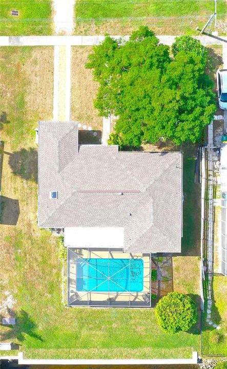 Activo con contrato: $359,900 (3 camas, 2 baños, 1427 Pies cuadrados)