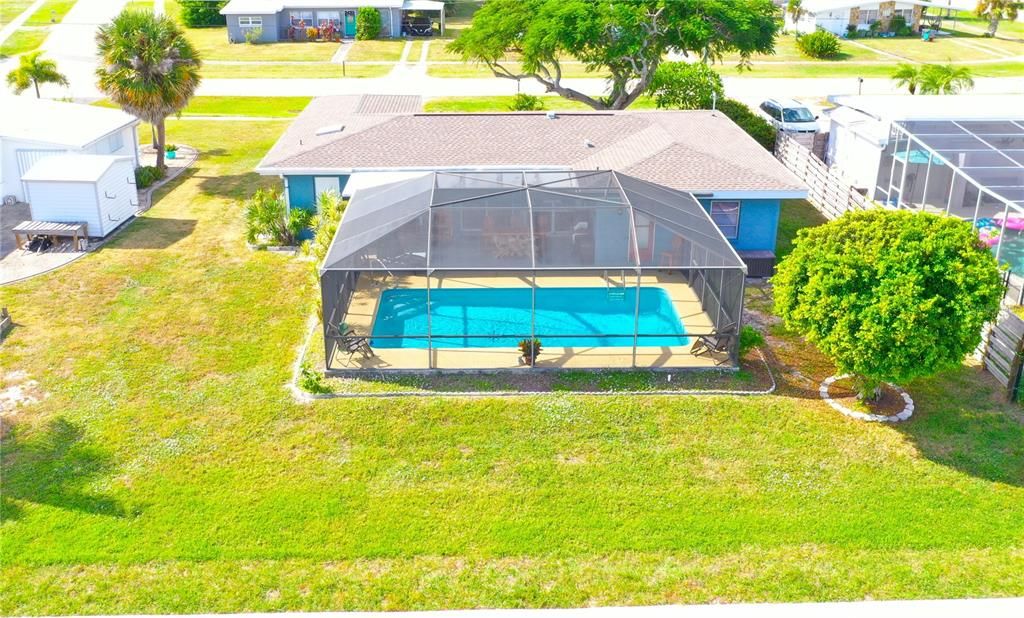 Activo con contrato: $359,900 (3 camas, 2 baños, 1427 Pies cuadrados)