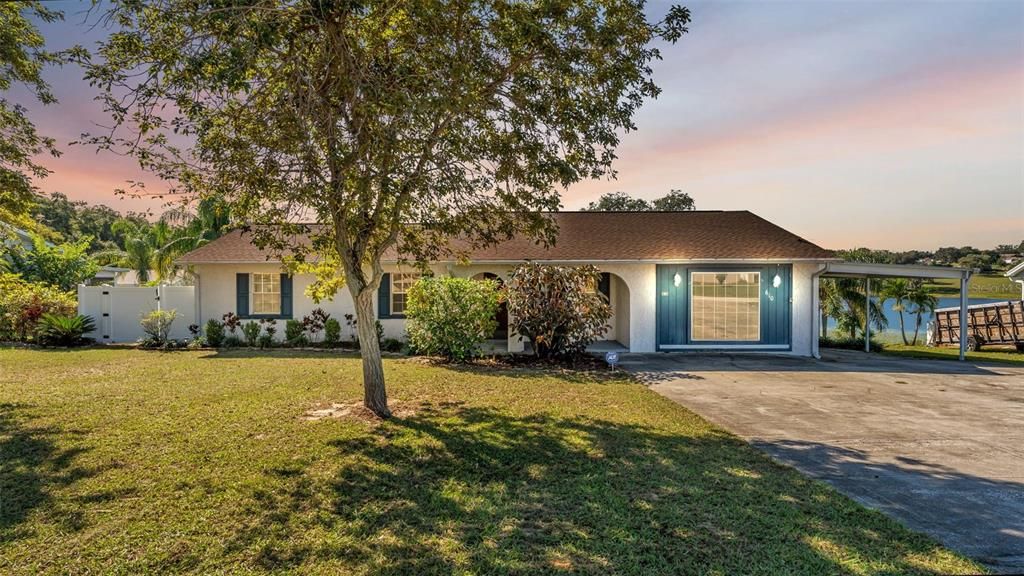 For Sale: $275,000 (4 beds, 2 baths, 1536 Square Feet)