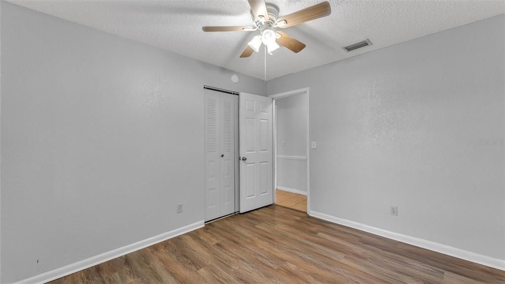 For Sale: $275,000 (4 beds, 2 baths, 1536 Square Feet)