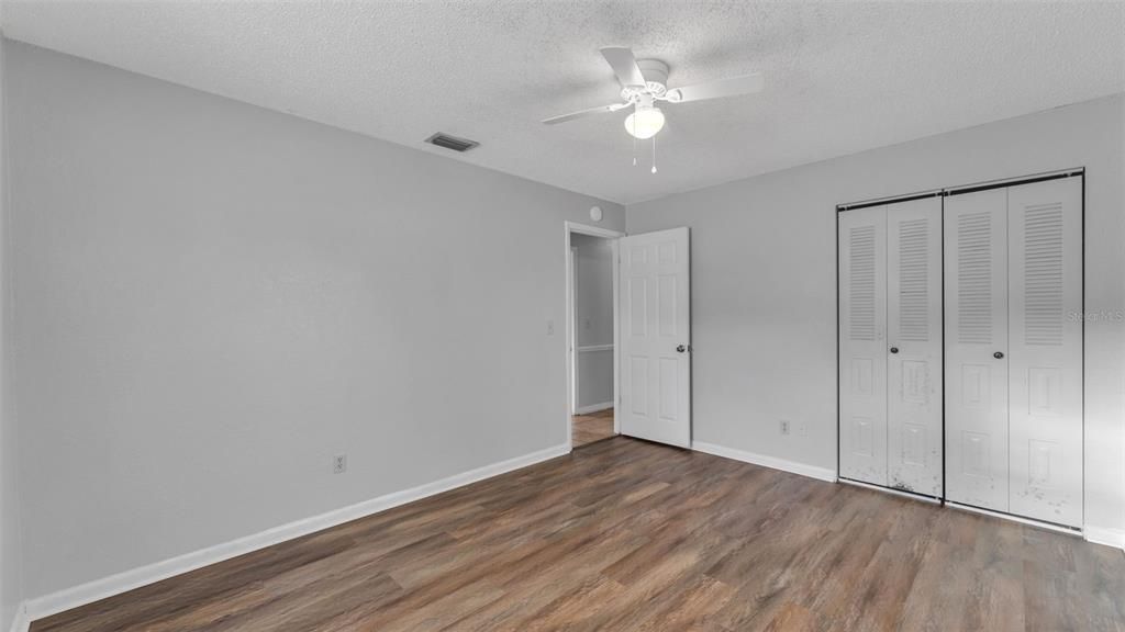 For Sale: $275,000 (4 beds, 2 baths, 1536 Square Feet)