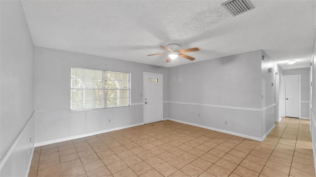 For Sale: $275,000 (4 beds, 2 baths, 1536 Square Feet)