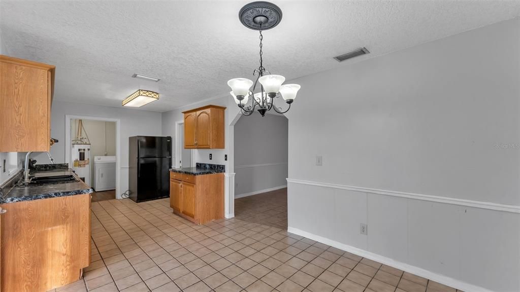 For Sale: $275,000 (4 beds, 2 baths, 1536 Square Feet)