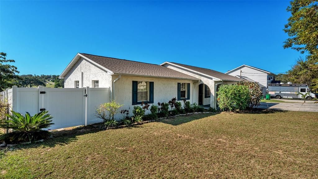 For Sale: $275,000 (4 beds, 2 baths, 1536 Square Feet)