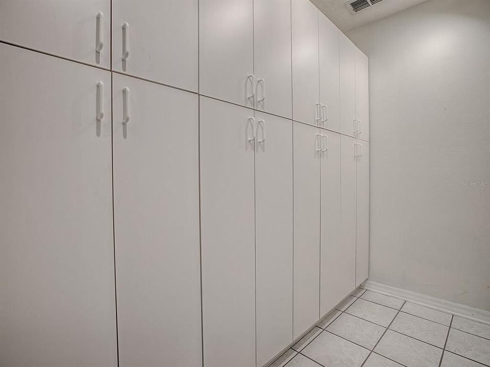 На продажу: $299,000 (3 спален, 2 ванн, 1967 Квадратных фут)