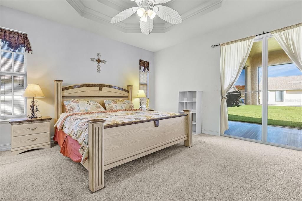 For Sale: $329,900 (3 beds, 2 baths, 1661 Square Feet)