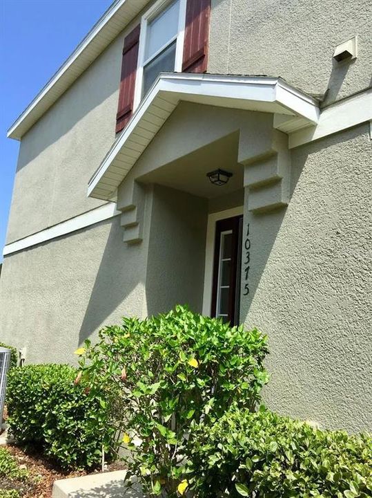 出租: $1,900 (2 贝兹, 2 浴室, 1305 平方英尺)