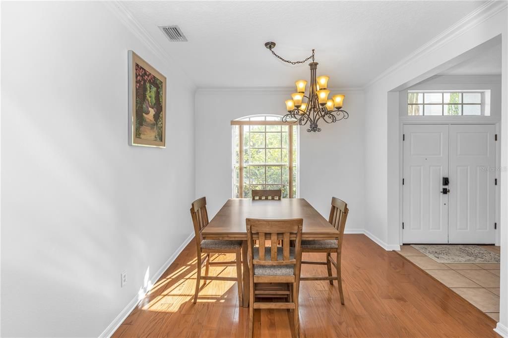 For Sale: $529,999 (5 beds, 3 baths, 3143 Square Feet)