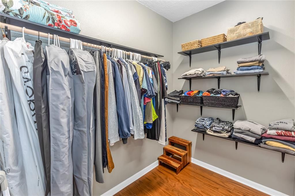 For Sale: $529,999 (5 beds, 3 baths, 3143 Square Feet)