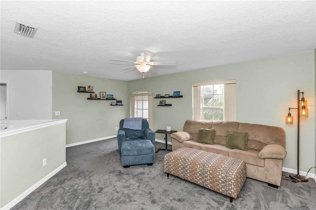 For Sale: $529,999 (5 beds, 3 baths, 3143 Square Feet)