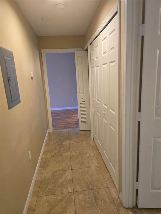 For Rent: $1,950 (2 beds, 2 baths, 1140 Square Feet)