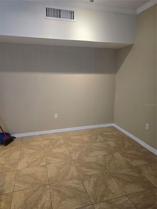 For Rent: $1,950 (2 beds, 2 baths, 1140 Square Feet)