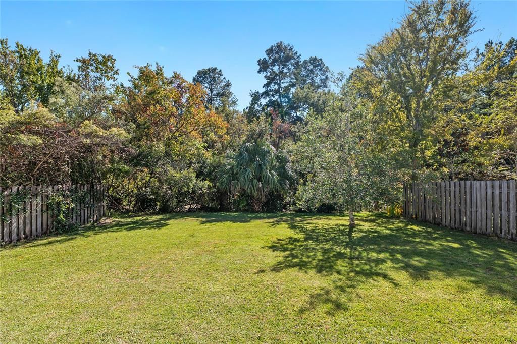 Active With Contract: $299,900 (3 beds, 2 baths, 1615 Square Feet)