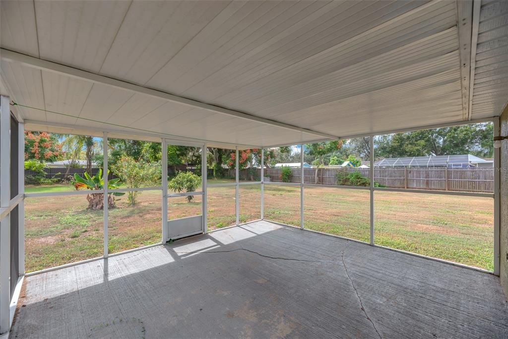 Под контрактом: $385,000 (3 спален, 2 ванн, 1711 Квадратных фут)