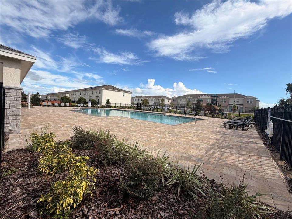 For Sale: $340,000 (3 beds, 2 baths, 1488 Square Feet)