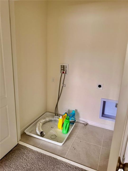 For Sale: $340,000 (3 beds, 2 baths, 1488 Square Feet)