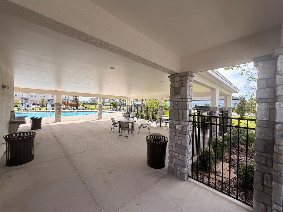 For Sale: $340,000 (3 beds, 2 baths, 1488 Square Feet)