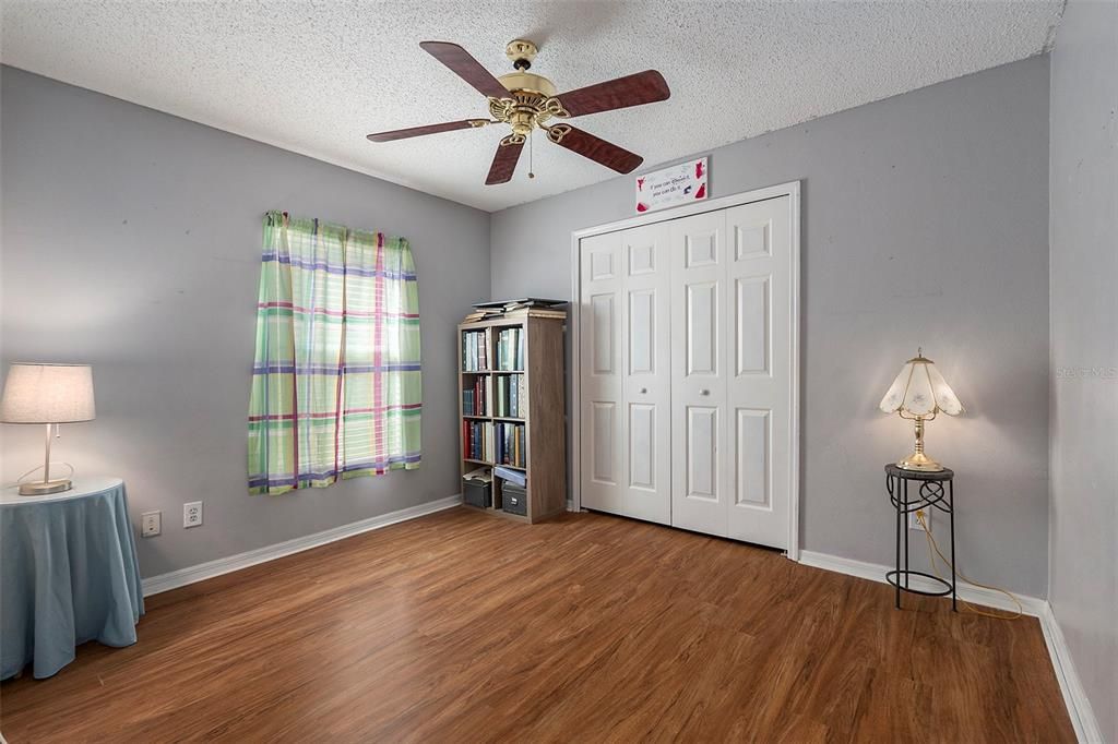 Active With Contract: $464,900 (5 beds, 3 baths, 2350 Square Feet)