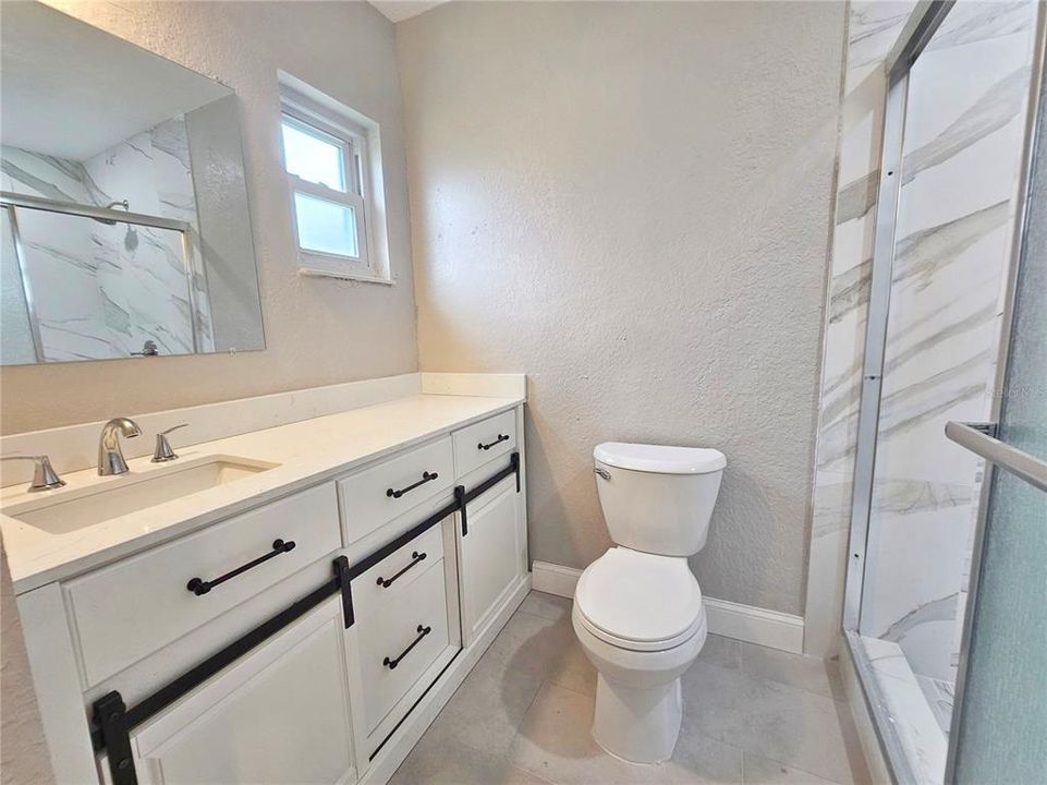 Active With Contract: $3,000 (3 beds, 2 baths, 1250 Square Feet)