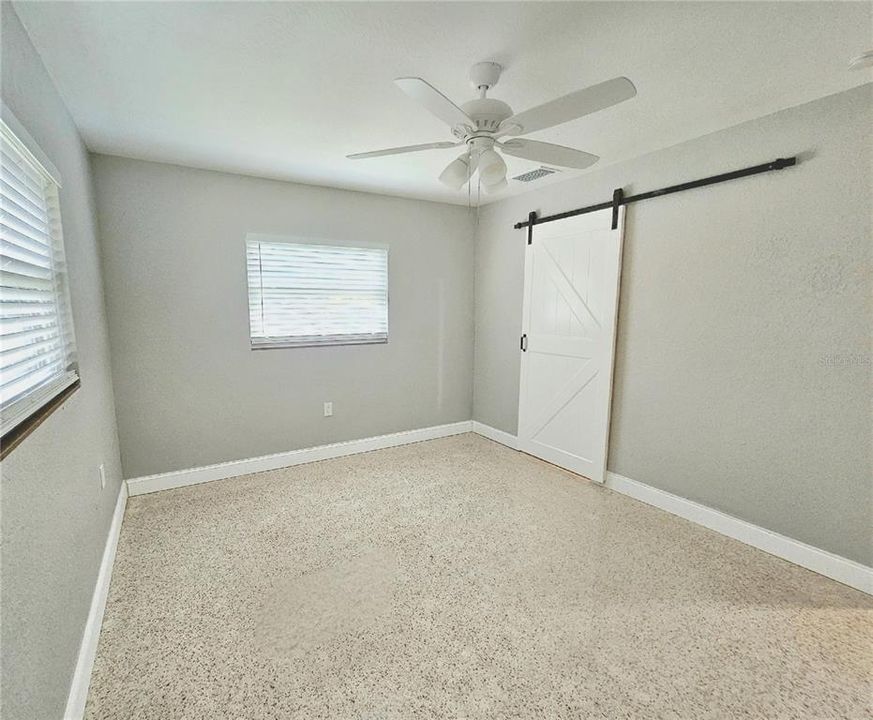 Active With Contract: $3,000 (3 beds, 2 baths, 1250 Square Feet)