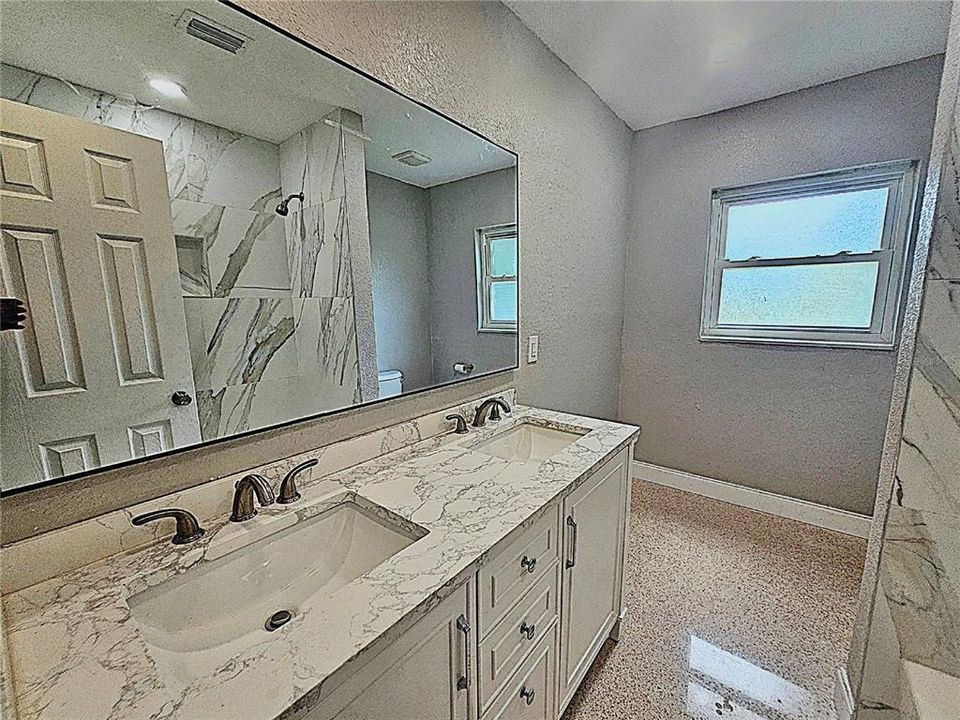 Active With Contract: $3,000 (3 beds, 2 baths, 1250 Square Feet)