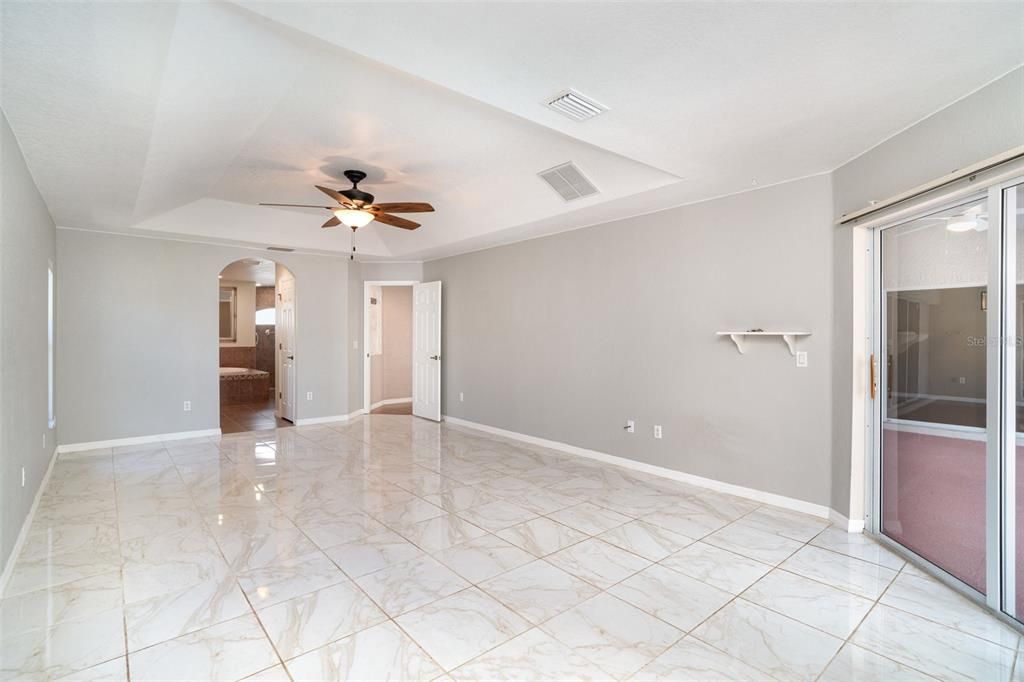 На продажу: $485,000 (3 спален, 2 ванн, 2054 Квадратных фут)