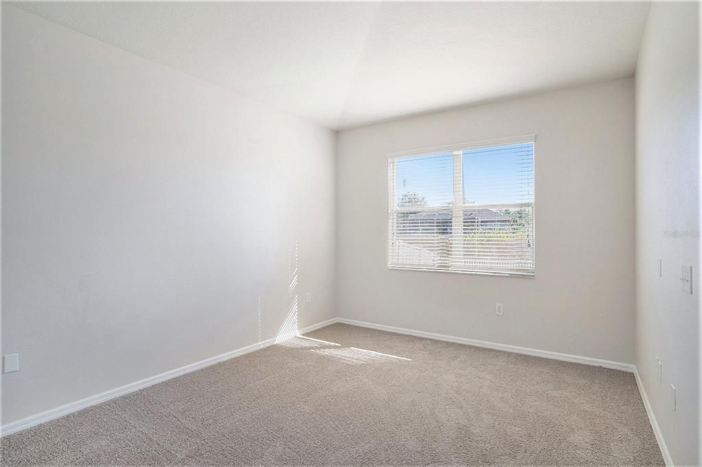 Под контрактом: $360,000 (4 спален, 2 ванн, 2169 Квадратных фут)