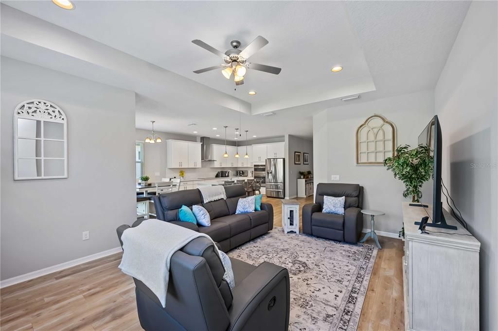 For Sale: $452,900 (4 beds, 3 baths, 2197 Square Feet)