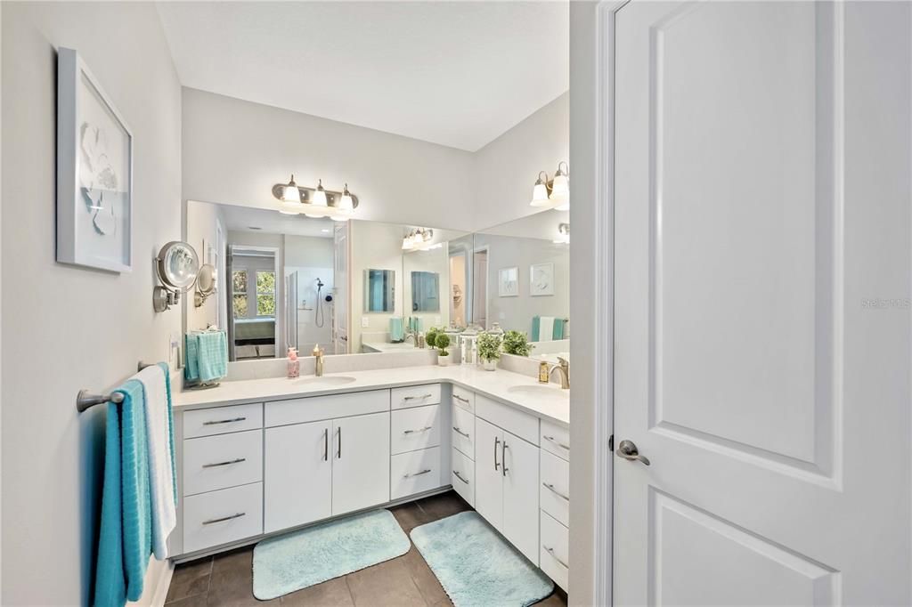 For Sale: $452,900 (4 beds, 3 baths, 2197 Square Feet)