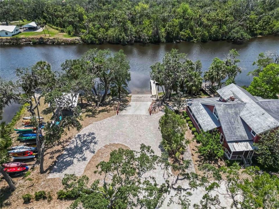 For Sale: $452,900 (4 beds, 3 baths, 2197 Square Feet)