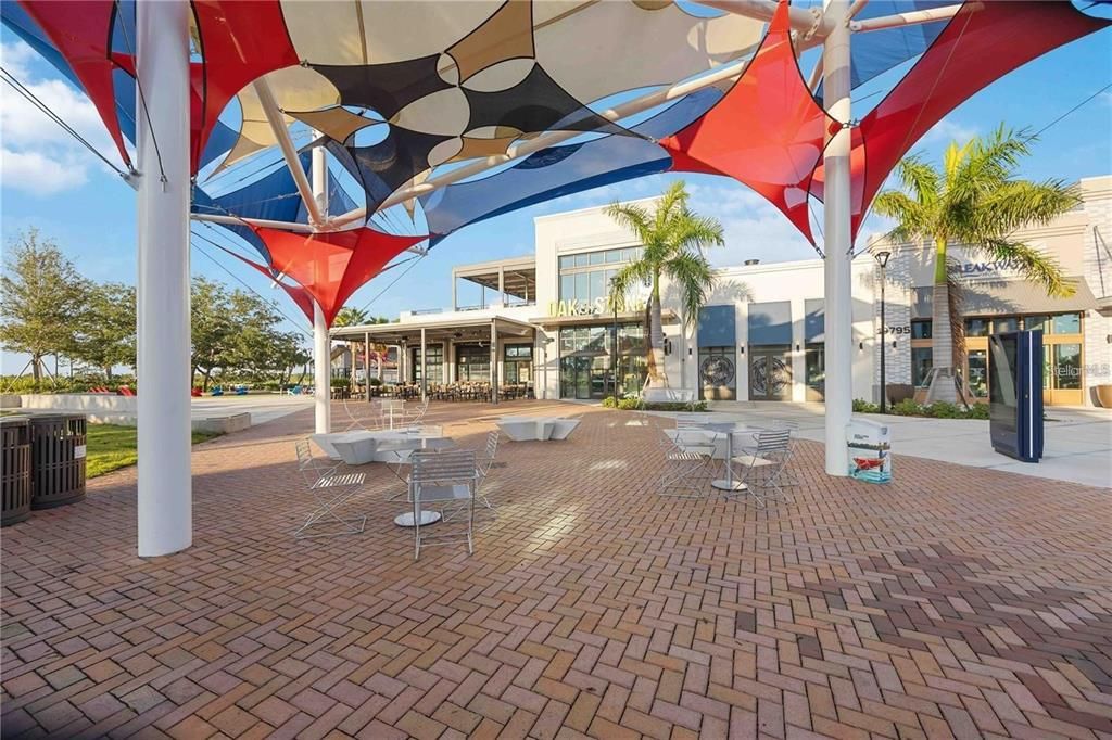 Activo con contrato: $499,000 (4 camas, 3 baños, 2134 Pies cuadrados)