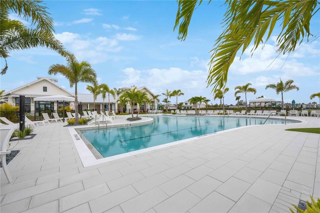 Activo con contrato: $499,000 (4 camas, 3 baños, 2134 Pies cuadrados)