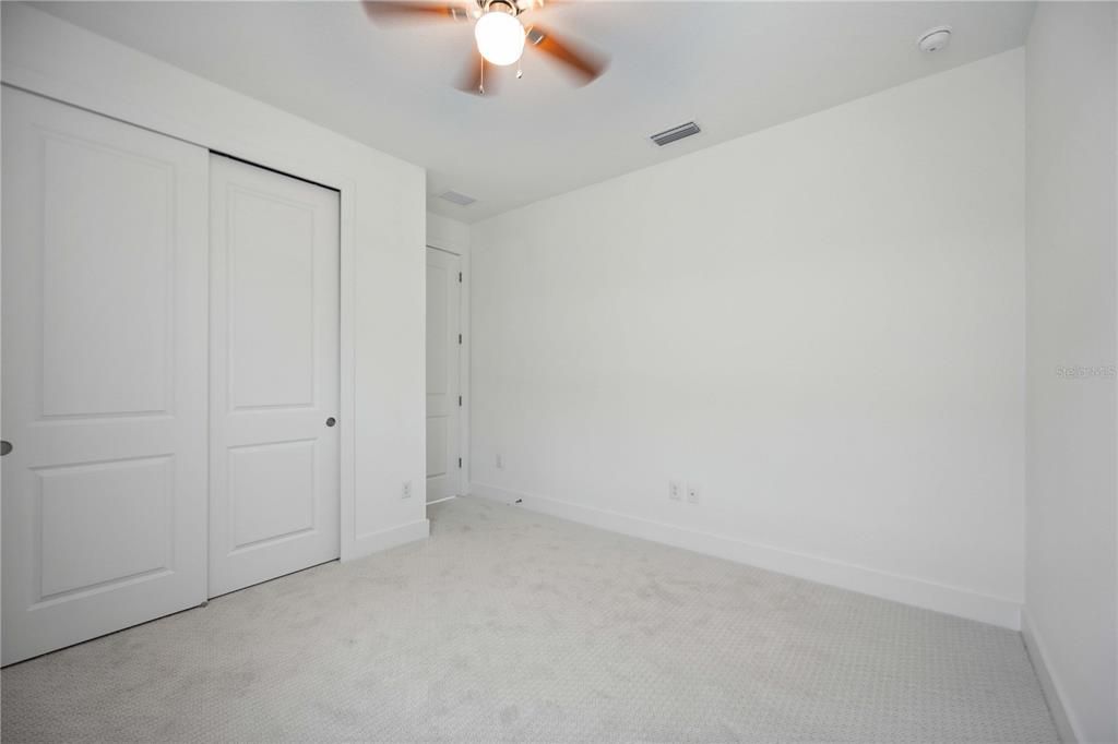 Activo con contrato: $499,000 (4 camas, 3 baños, 2134 Pies cuadrados)