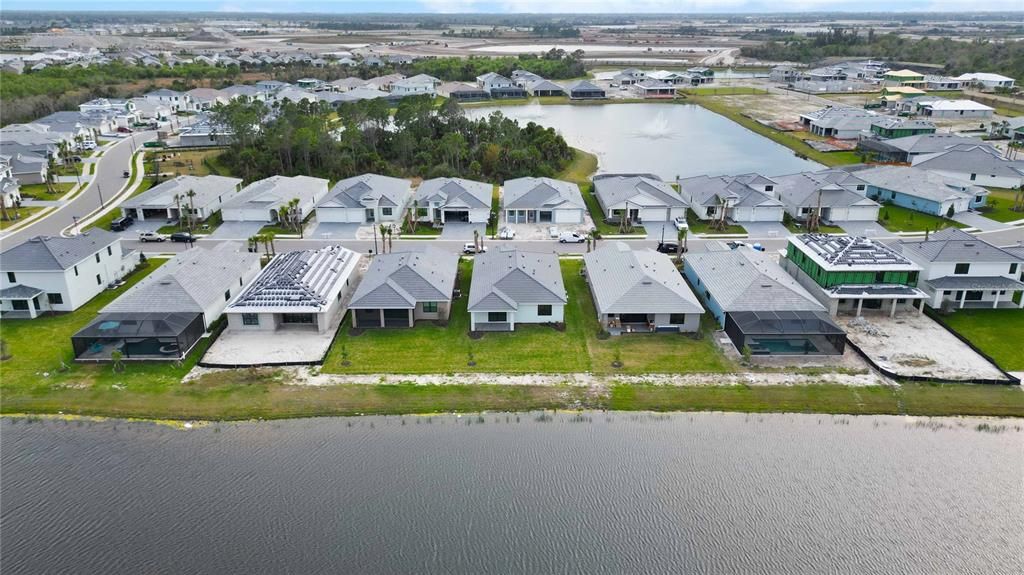 Activo con contrato: $499,000 (4 camas, 3 baños, 2134 Pies cuadrados)