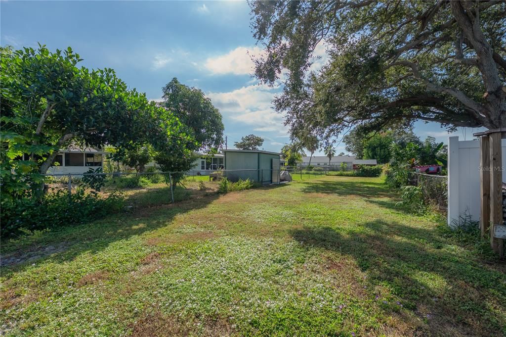 For Sale: $465,000 (3 beds, 2 baths, 1983 Square Feet)