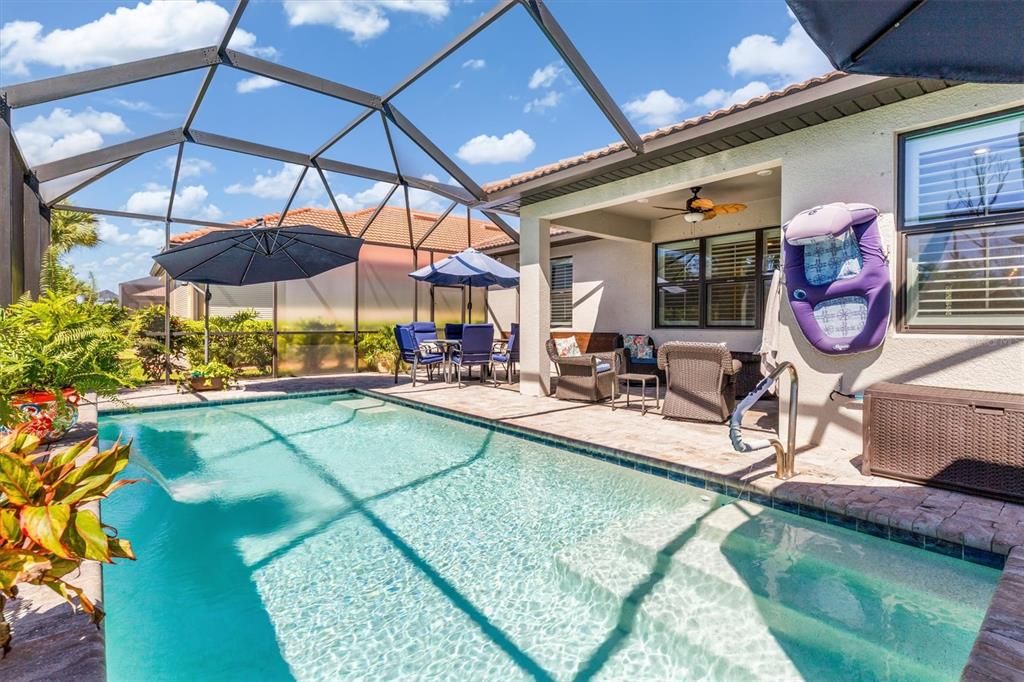 待售: $477,000 (2 贝兹, 2 浴室, 1815 平方英尺)