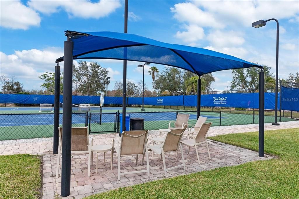 待售: $477,000 (2 贝兹, 2 浴室, 1815 平方英尺)